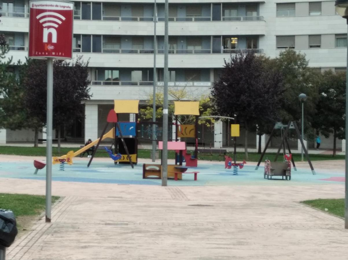Apartamento Los Lirios Logrono Logroño Exterior foto