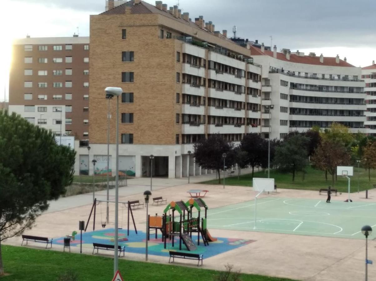 Apartamento Los Lirios Logrono Logroño Exterior foto