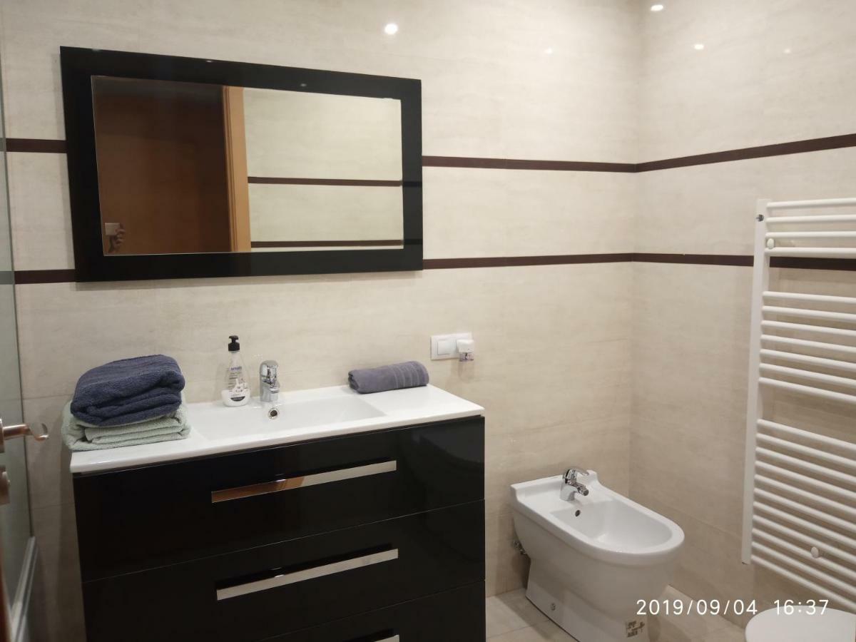 Apartamento Los Lirios Logrono Logroño Exterior foto